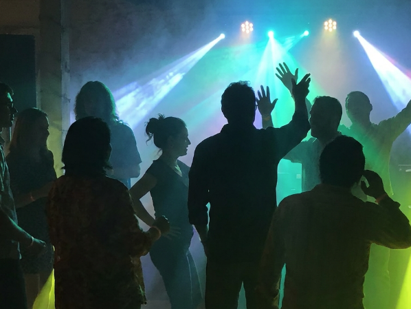 Éclairage de piste de danse pour un mariage en Vendée